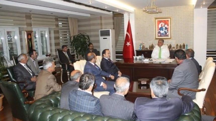 Mahalle Muhtarlarından Vali Tekinarslan&rsquo;a Ziyaret