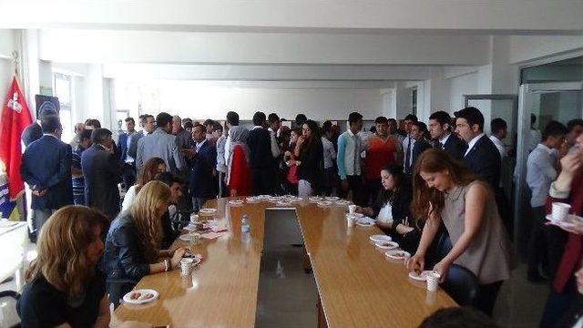 İstanbul Ticaret &Uuml;niversitesi &Ouml;ğrencilerinden Anlamlı Kampanya 1