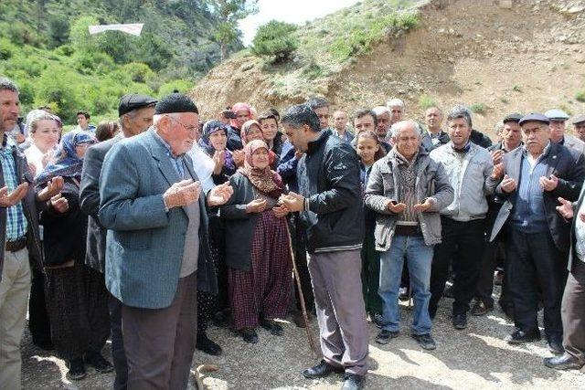 Köylülerden Mudurnu Kaymakamına Tepki