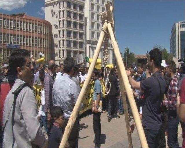 Mısır’daki İdam Kararlarına Diyarbakır’dan Darağaçlı Protesto