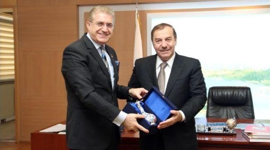 Dr. Mustafa Aydın, Başkan Kadıoğlu&rsquo;nu Ziyaret Etti