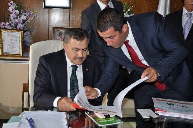 Bakan Eroğlu: &ldquo;vatandaş Ormanın Hasmı Değil Hısmı Olacak&rdquo; 2