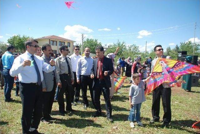 Kahta&rsquo;da U&ccedil;urtma Şenliği D&uuml;zenlendi 1