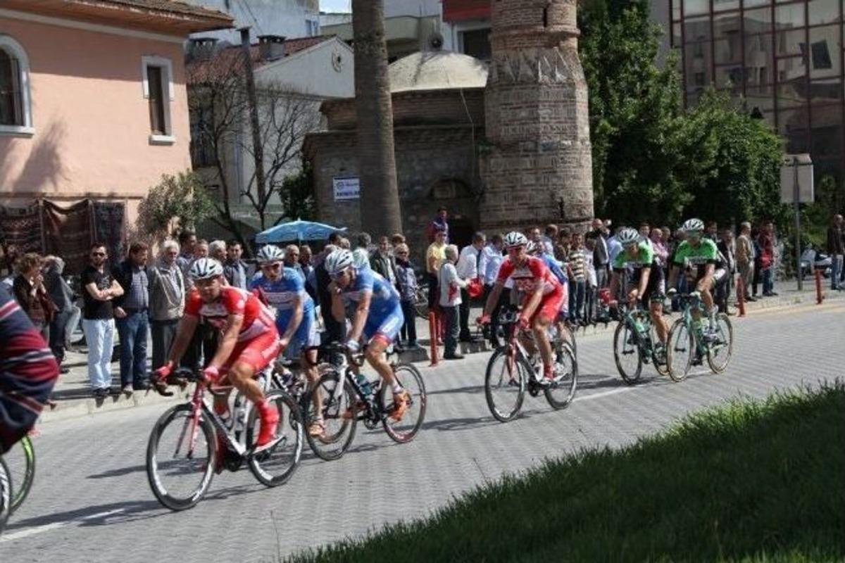50. Cumhurbaşkanlığı Bisiklet Turu'nun Bodrum-sel&ccedil;uk Etabı Galibi, Adam Yates Oldu
