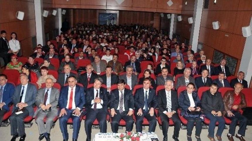 G&uuml;m&uuml;şhane&rsquo;de Şehrin Yaşayan Hafızası Gazeteci-yazar Turan Tuğlu&rsquo;ya Vefa Gecesi D&uuml;zenlendi