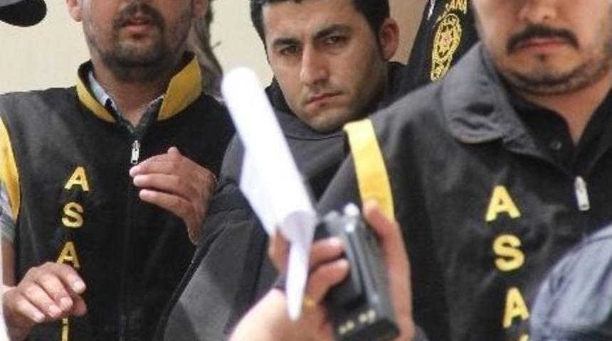 Canavar Katil Tecav&uuml;z Etmemiş