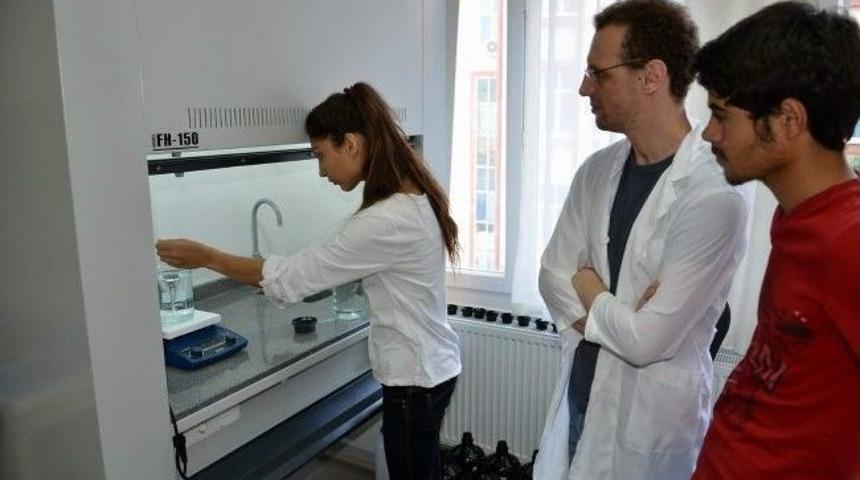 Ad&uuml;&rsquo;den Arge Atağı