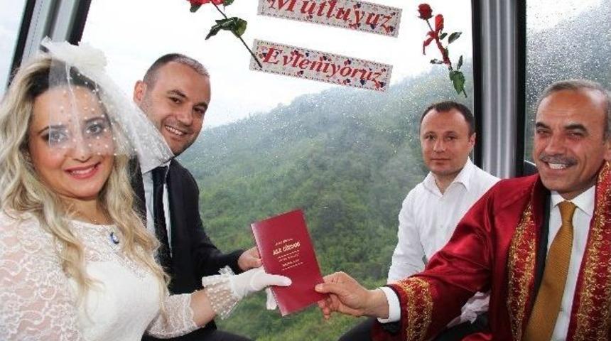 Teleferikte Nikah T&ouml;reni