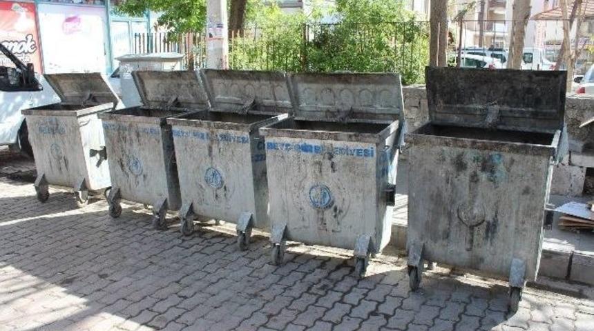 Beyşehir&rsquo;de &Ccedil;&ouml;p Konteynerleri Yer Altına Alınacak