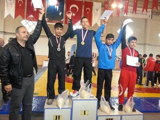 Korkuteli&rsquo;ne Madalyalarla D&ouml;nd&uuml;ler 2