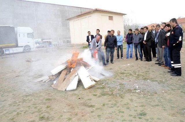 Emniyet Personeline Yangın Ve Afet Eğitimi Verildi