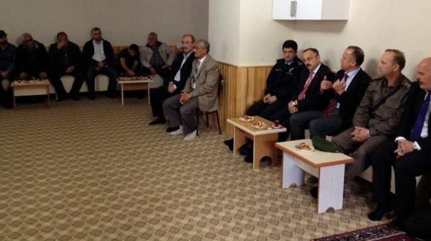 G&uuml;rsulu Y&ouml;neticiler Suriyeli Ailelerle Bir Araya Geldi