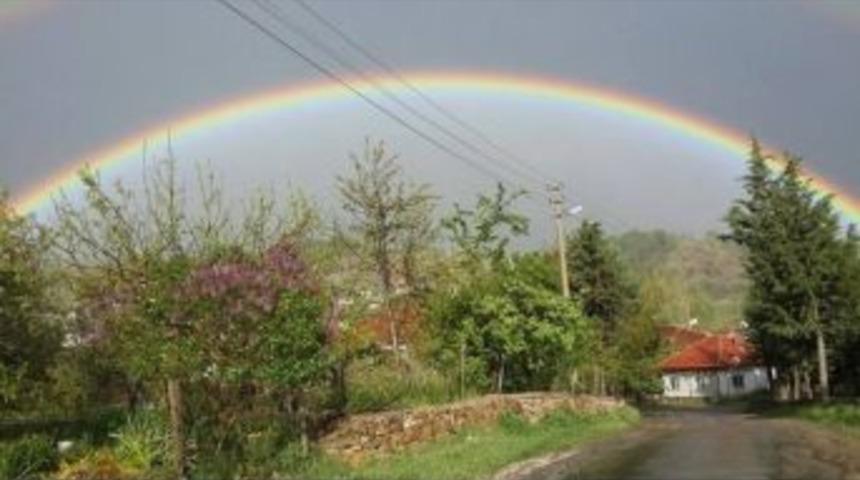 Muhteşem G&ouml;kkuşağı Manzarası