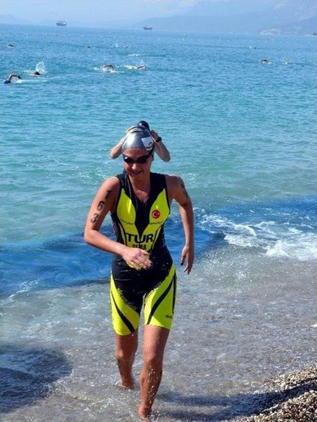 Triatlon Yarışmaları Başladı