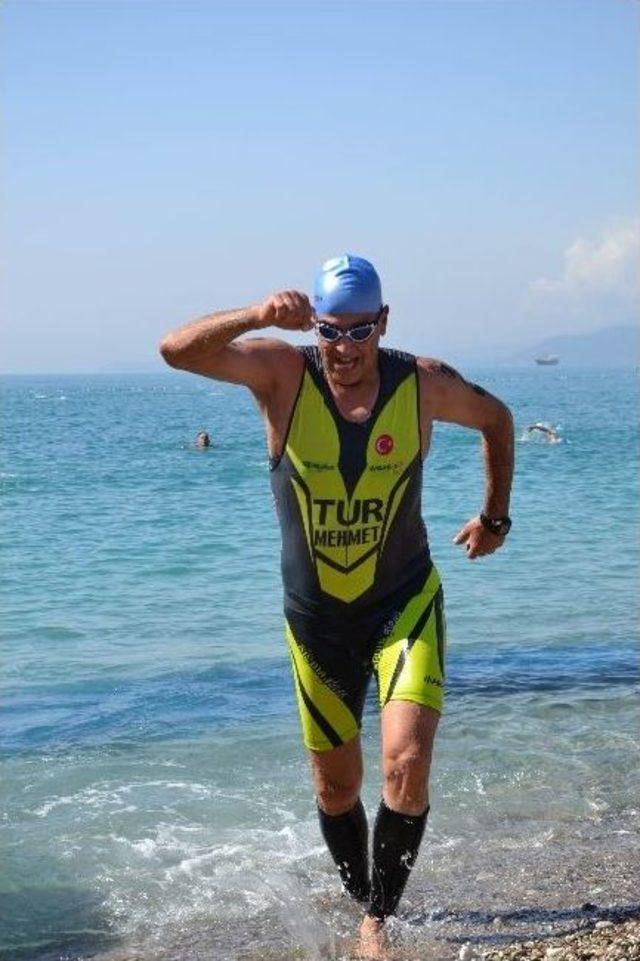 Triatlon Yarışmaları Başladı