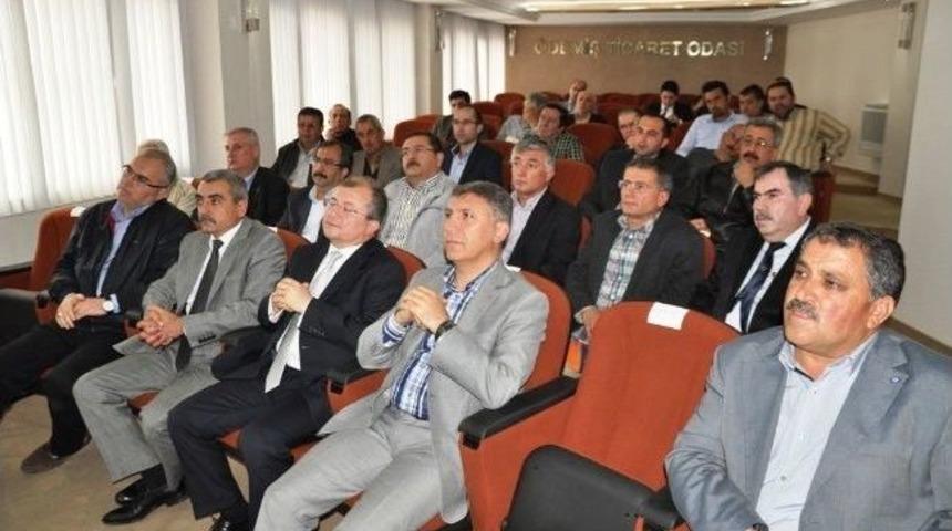 &Ouml;demiş Ticaret Odası, İş Adamlarını Kredi Kayıt B&uuml;rosu Hakkında Bilgilendirdi