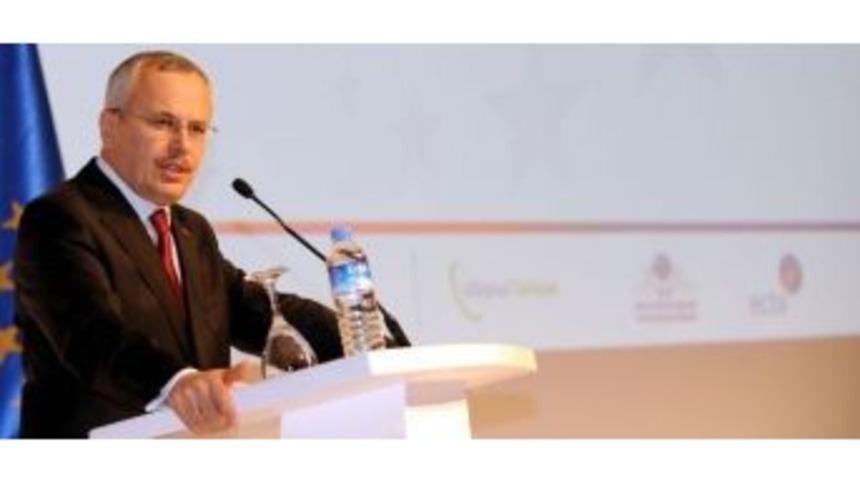 Ceylan, G&ouml;revine Geri D&ouml;nd&uuml;