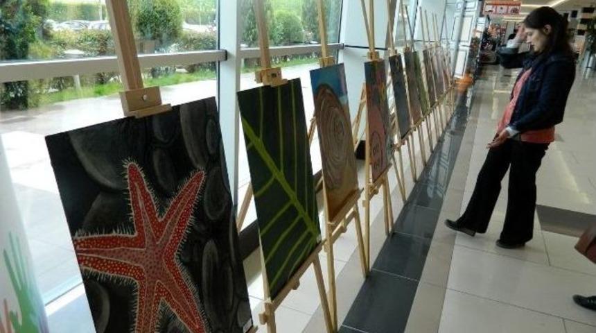 &Ouml;ğrenciler Hayatı Resimledi