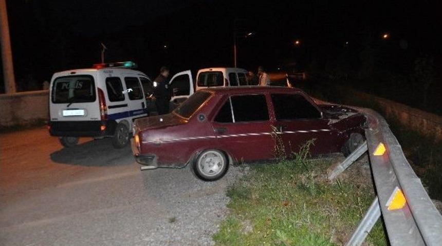 K&uuml;&ccedil;&uuml;k Yaştaki Kızı Ka&ccedil;ıran Ş&uuml;pheli Kaza Yapınca Yakalandı