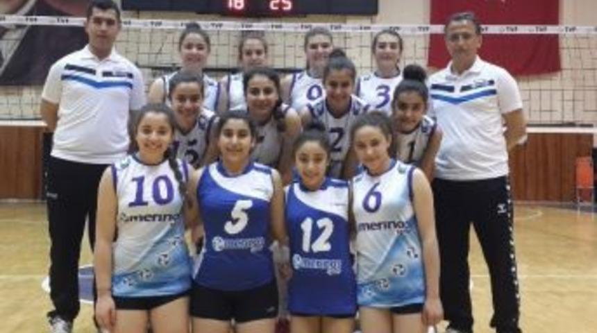 Merinosspor &Ccedil;ifte Yarı Finale Y&uuml;kselmenin Gururunu Yaşıyor.