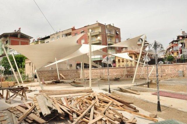 Hangarların Restorasyon Çalışması Devam Ediyor