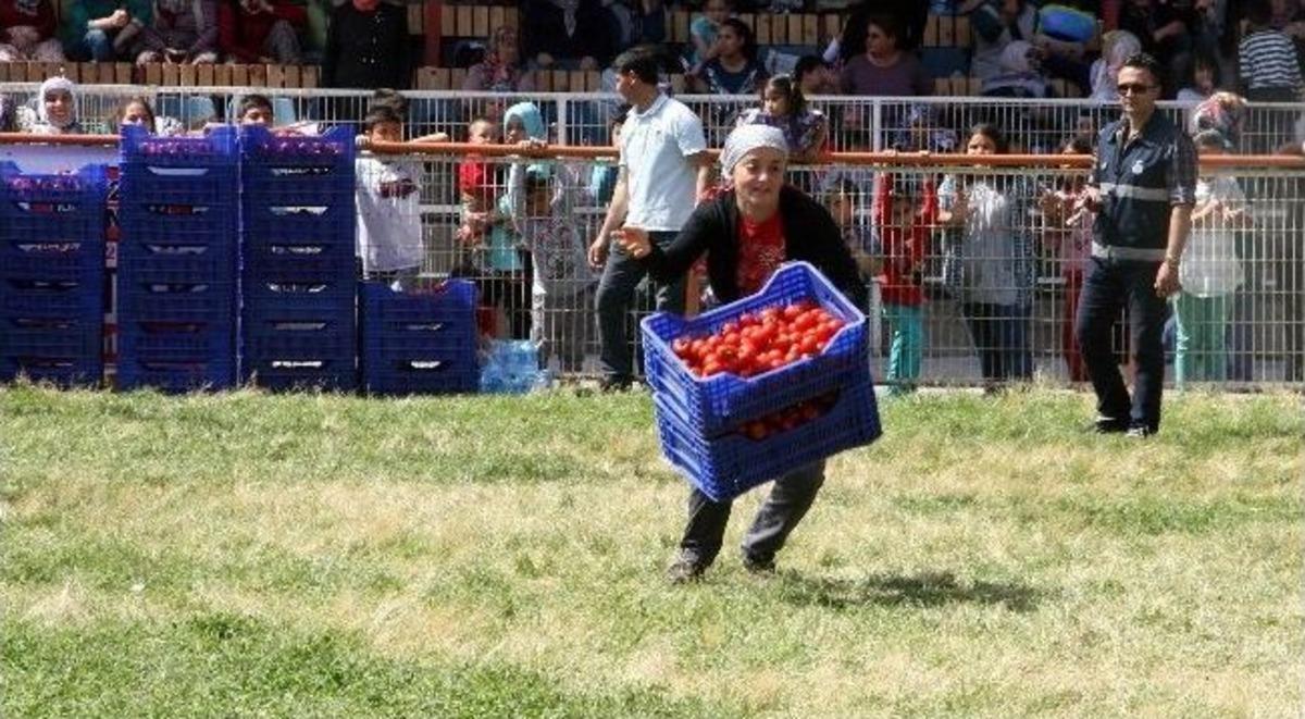 Kadın Yarışmacılar Hem G&uuml;ld&uuml;rd&uuml;, Hem Hayran Bıraktı