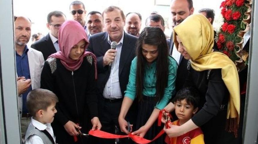 Başkan Kadıoğlu, Mağaza A&ccedil;ılışı Yaptı