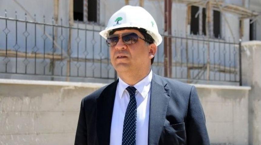 Şehitkamil Belediyesi Tıkanan Yolları Tek Tek A&ccedil;ıyor