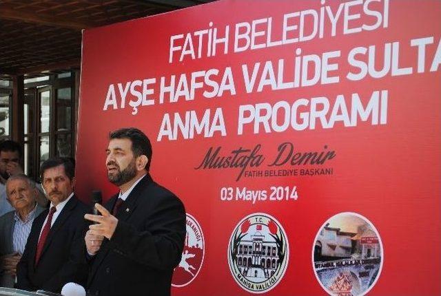 Ayşe Valide Sultan’a mesir Macunlu Anma 2