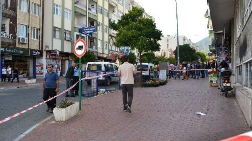 Anamur&rsquo;da Ş&uuml;pheli &Ccedil;anta Paniği