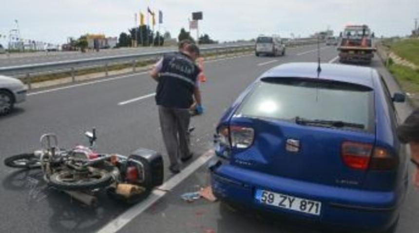Motosiklet S&uuml;r&uuml;c&uuml;s&uuml; Hayatını Kaybetti
