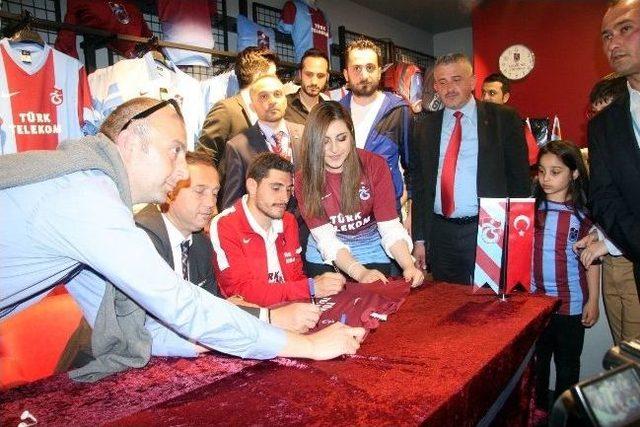 Bursa'da Ts Club Açıldı