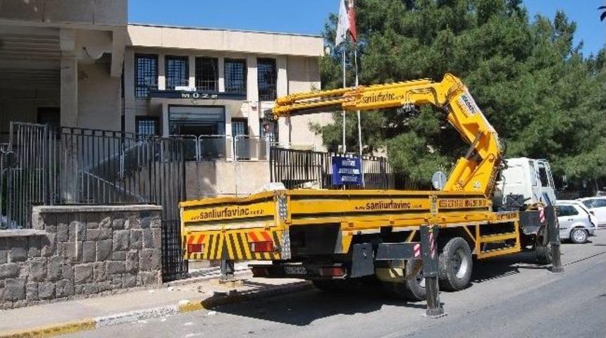 70 Bin Tarihi Eser Taşınıyor