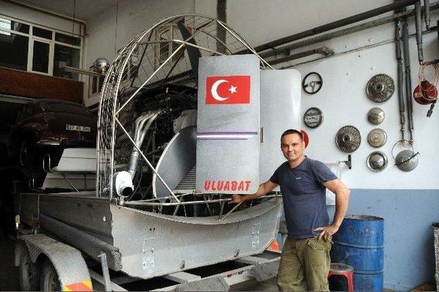 Türkiye'nin İlk Ve Tek Airbot Kaptanı, Tekne Üretip İhraç Etmeyi Başardı