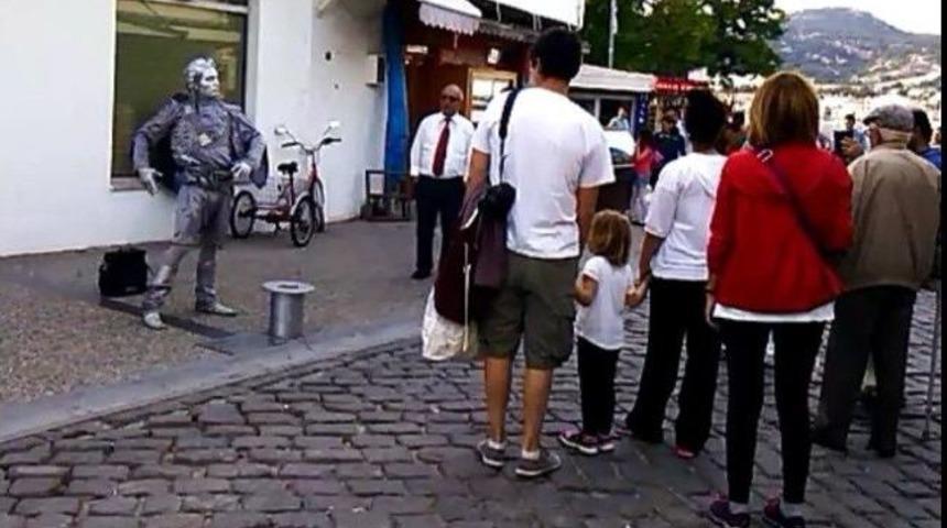 Fo&ccedil;a Haftasonu Cıvı Cıvıl Oldu