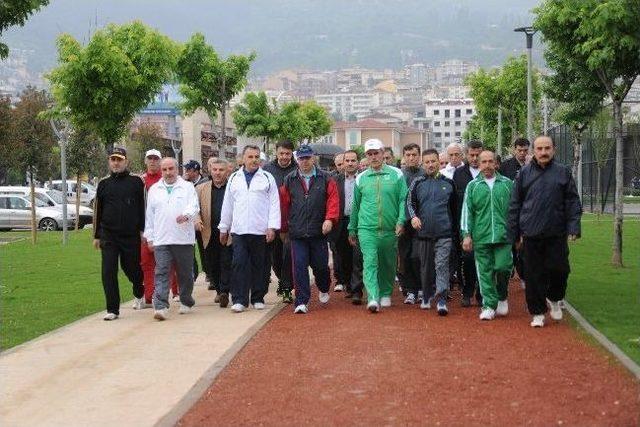 Hüdavendigar’da Sağlıklı Yaşam Yürüyüşü