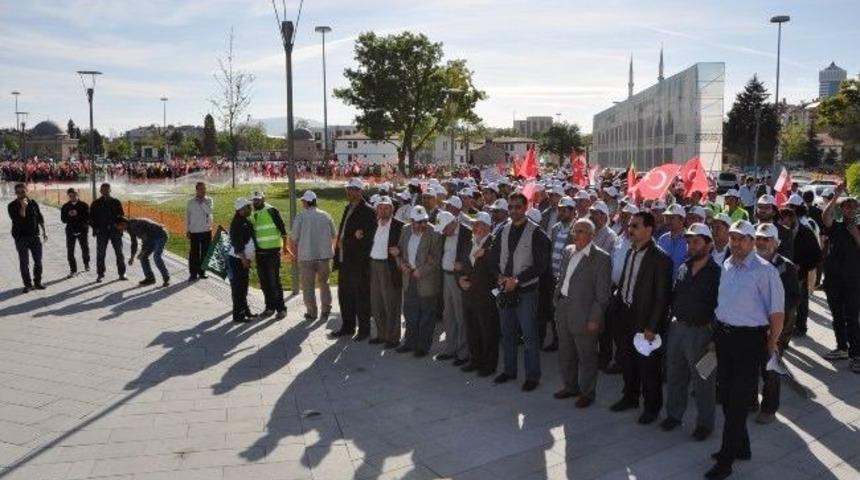 Konya, Mısır&rsquo;daki İdam Kararlarına Protesto İ&ccedil;in Y&uuml;r&uuml;d&uuml;