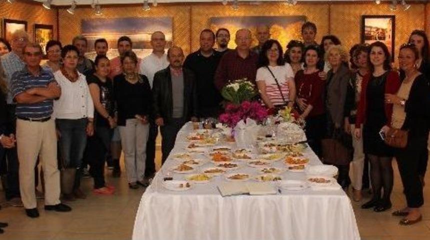 Mehmet Cengiz T&uuml;mer'in Sergisi Urlalı Sanatseverlerle Buluştu