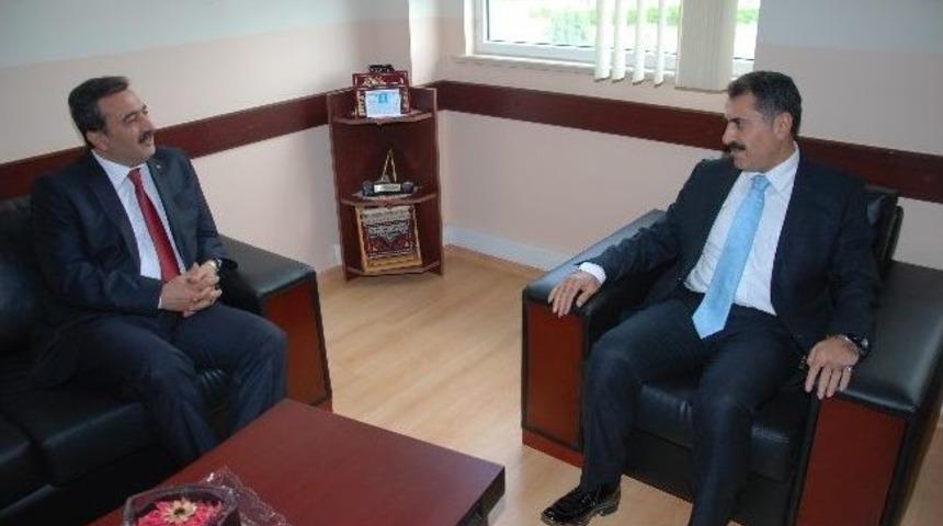 Başkan &Ccedil;etin'den Kaymakam &Ouml;zkan'a Ziyaret