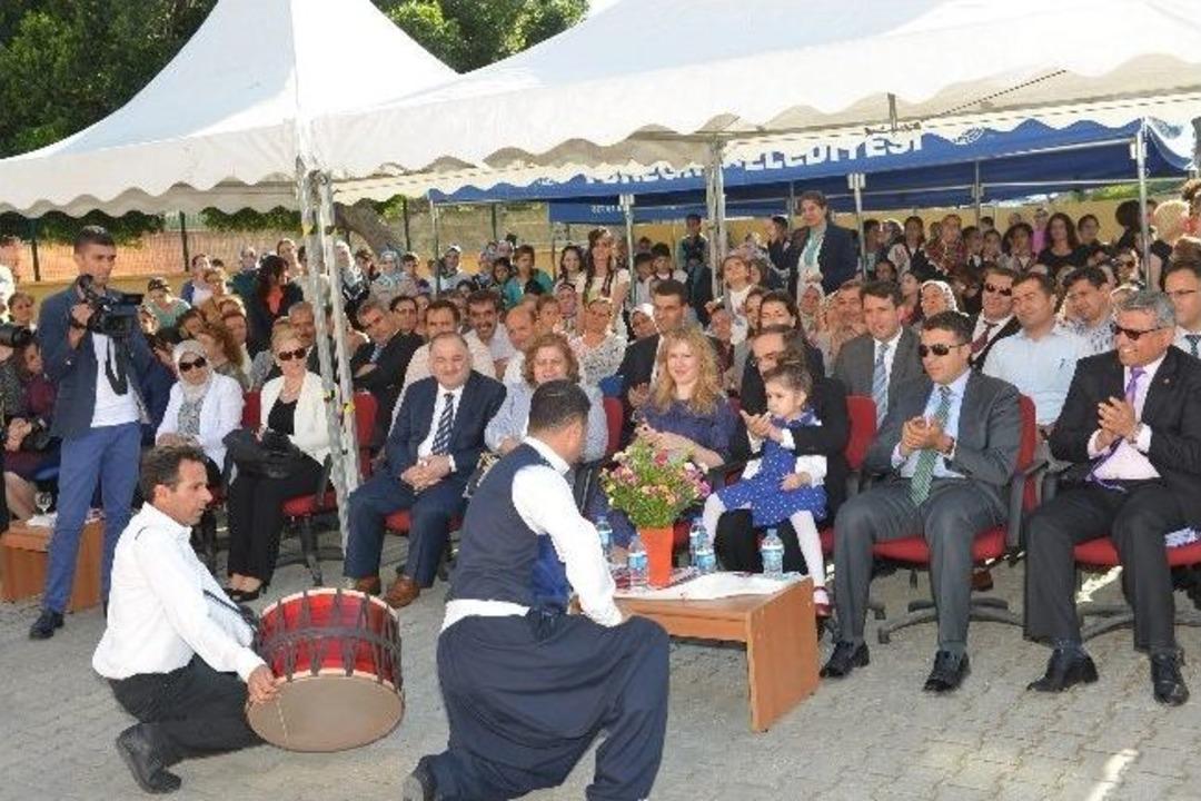 Cumhuriyet Halk Eğitim Merkezi&rsquo;nden Lalezar Sergisi