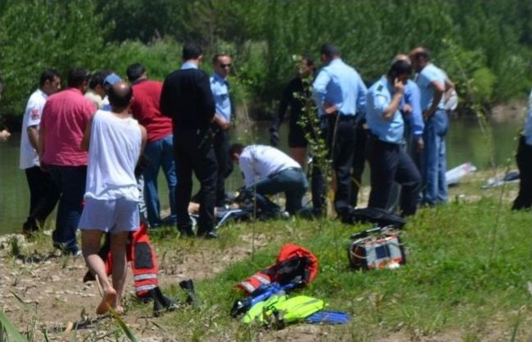 Dicle Nehrine Giren Gen&ccedil; Boğuldu