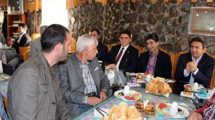 Ak Parti Ağrı&rsquo;da Basınla Biraraya Geldi