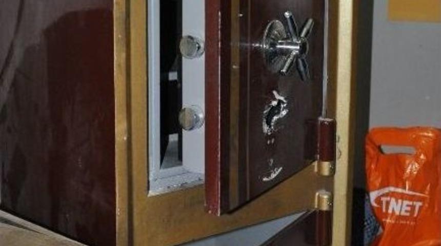 Silopi Telekom Bayisinde Hırsızlık