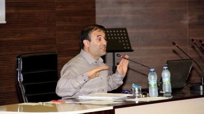 Siirt &Uuml;niversitesi&rsquo;nde İslamofobi Konferansı