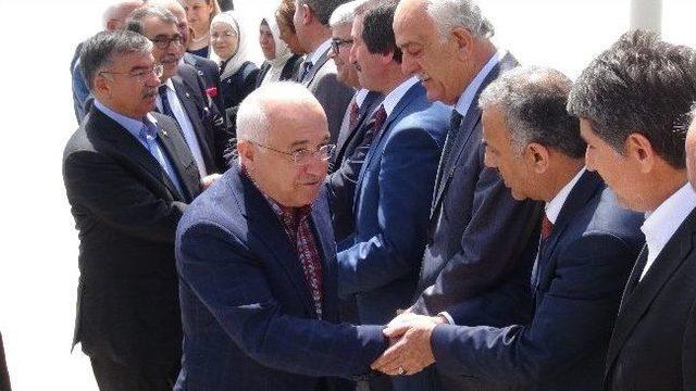 Tbmm Başkanı Cemil &Ccedil;i&ccedil;ek Ve Msb Bakanı İsmet Yılmaz Hatay&rsquo;da 2
