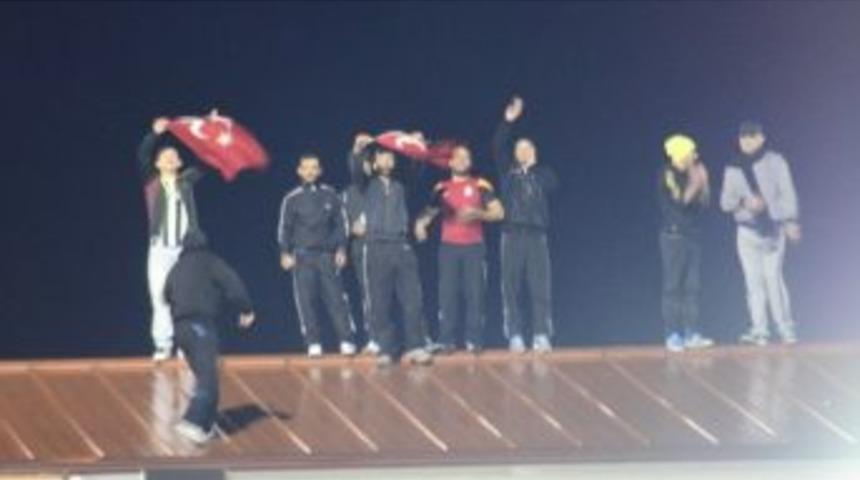 İsyan &Ccedil;ıkaran Mahkumlar İl Dışına Nakledildi