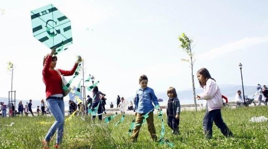 Bandırma'da U&ccedil;urtma Şenliği