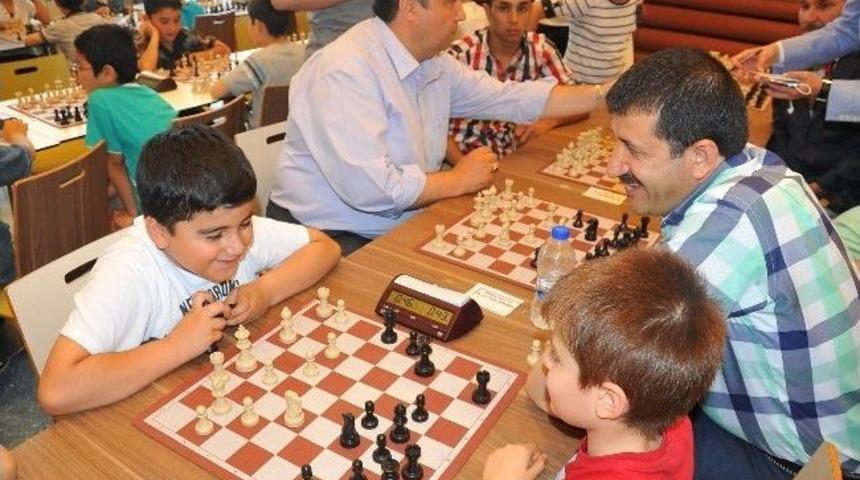 Başkan Ekinci'den Pazar Mesaisi