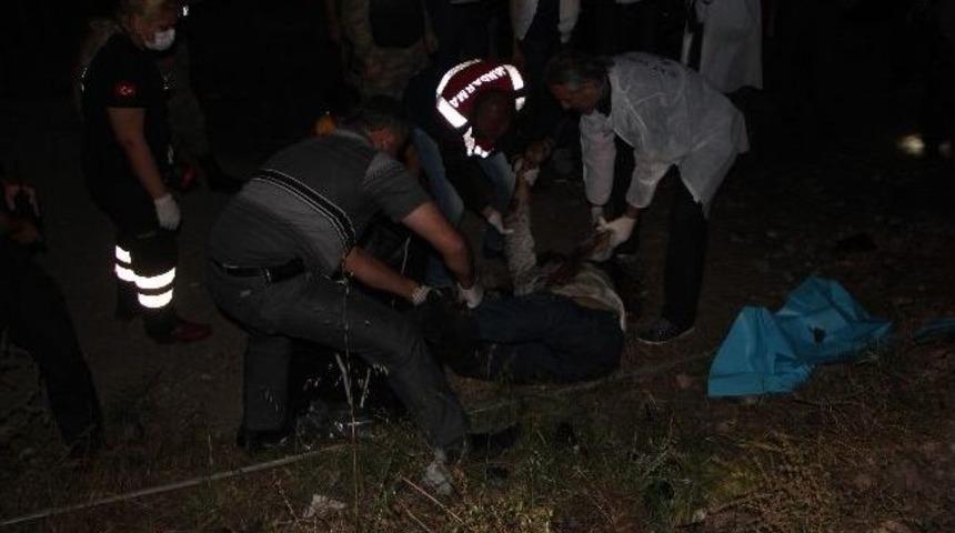 D&ouml;rtyol&rsquo;da Tren Kazası: 1 &Ouml;l&uuml; 19 Yaralı