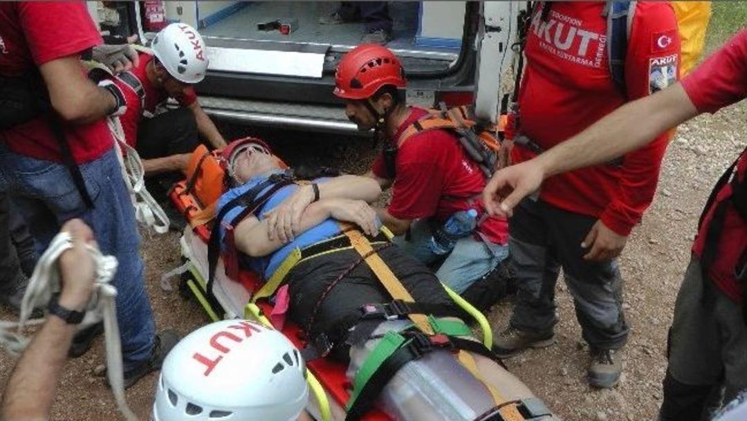Fethiye&rsquo;de Trakkingte Yaralanan Hollanda'lıyı Akut Kurtardı